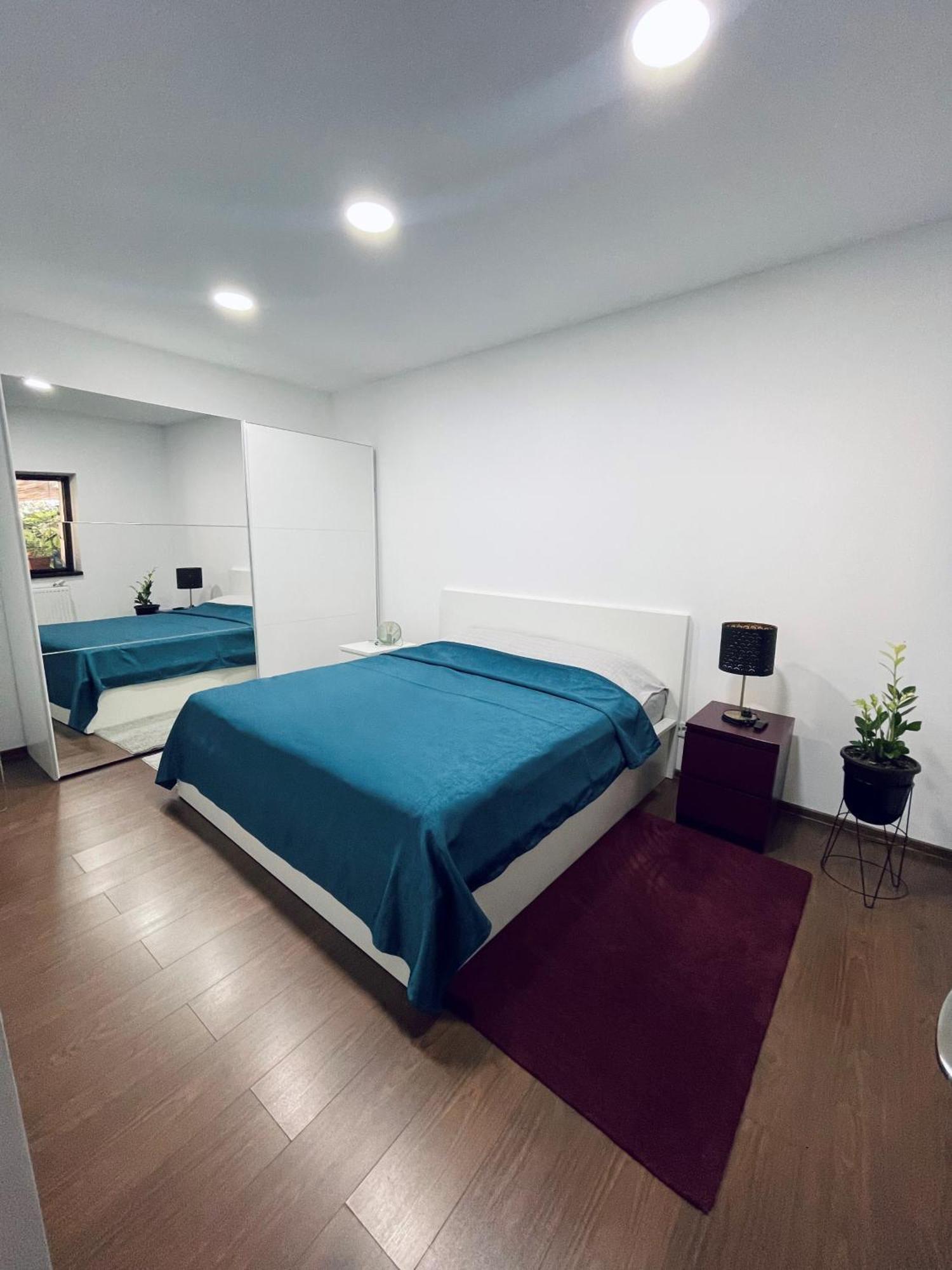 City Garden Apartments ブカレスト エクステリア 写真